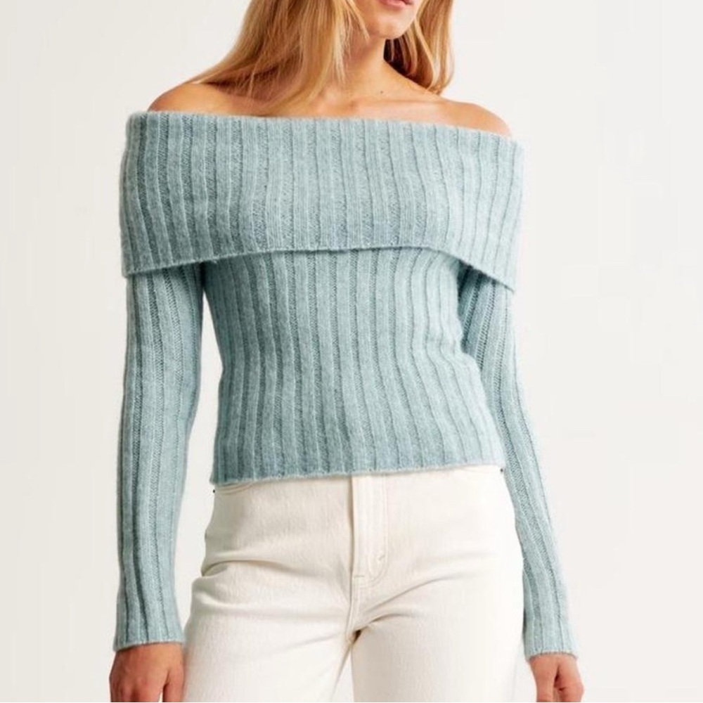 Abercrombie & Fitch Off-Shoulder Sweater - Soft Blue